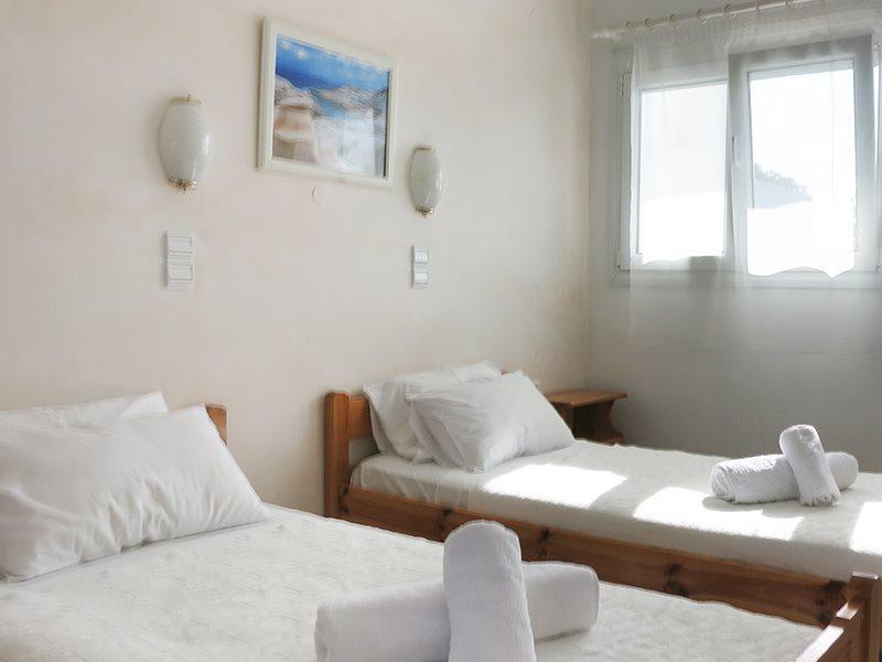 Lagada Beach Hotel Адамас Экстерьер фото